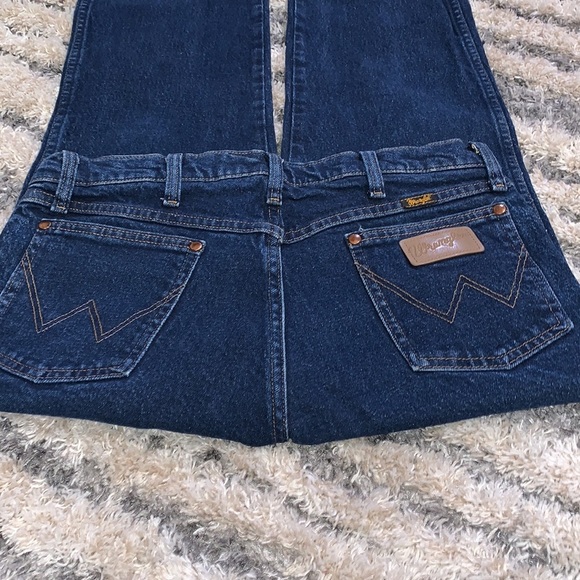 Wrangler Jeans - Picture 9 of 9